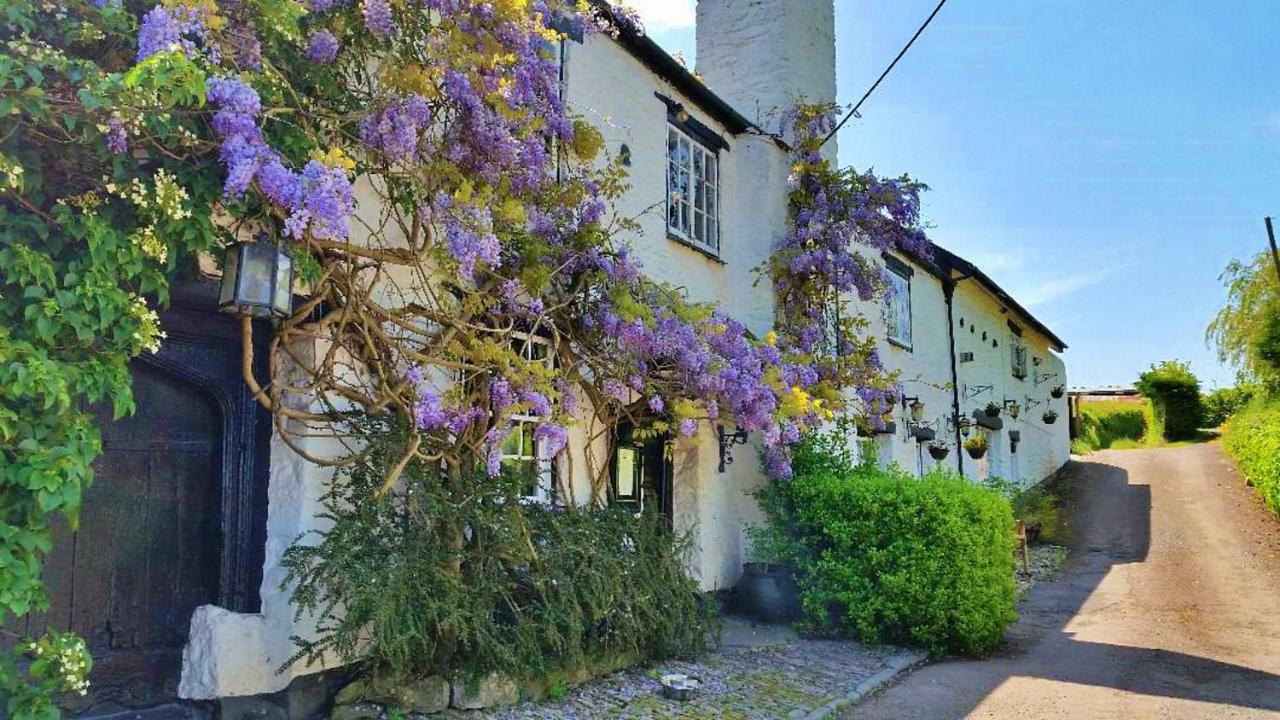 Finest Retreats - The Old Church House Inn Broadhempston Buitenkant foto