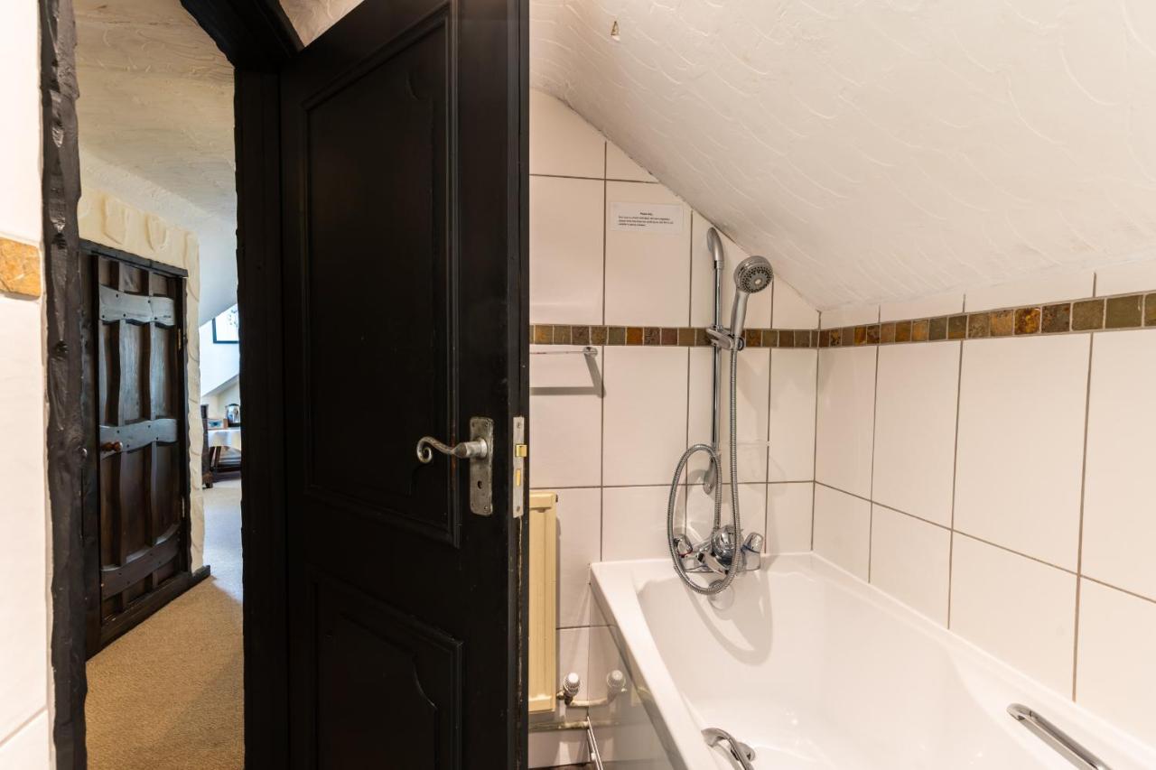 Finest Retreats - The Old Church House Inn Broadhempston Buitenkant foto